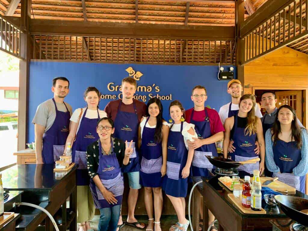 experience travel happiness through immersive experience like this cooking class in Thailand