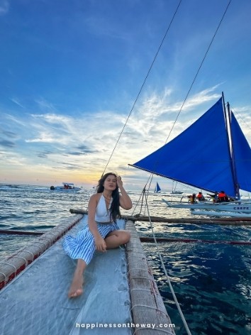 paraw sailing boracay - one of the best activities in Boracay especially during Boracay sunset