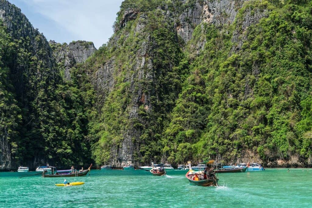 phuket thailand phi phinislands