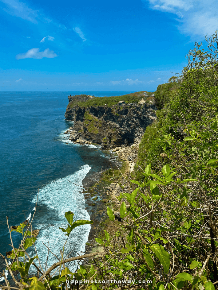 Karang Boma Cliff Uluwatu