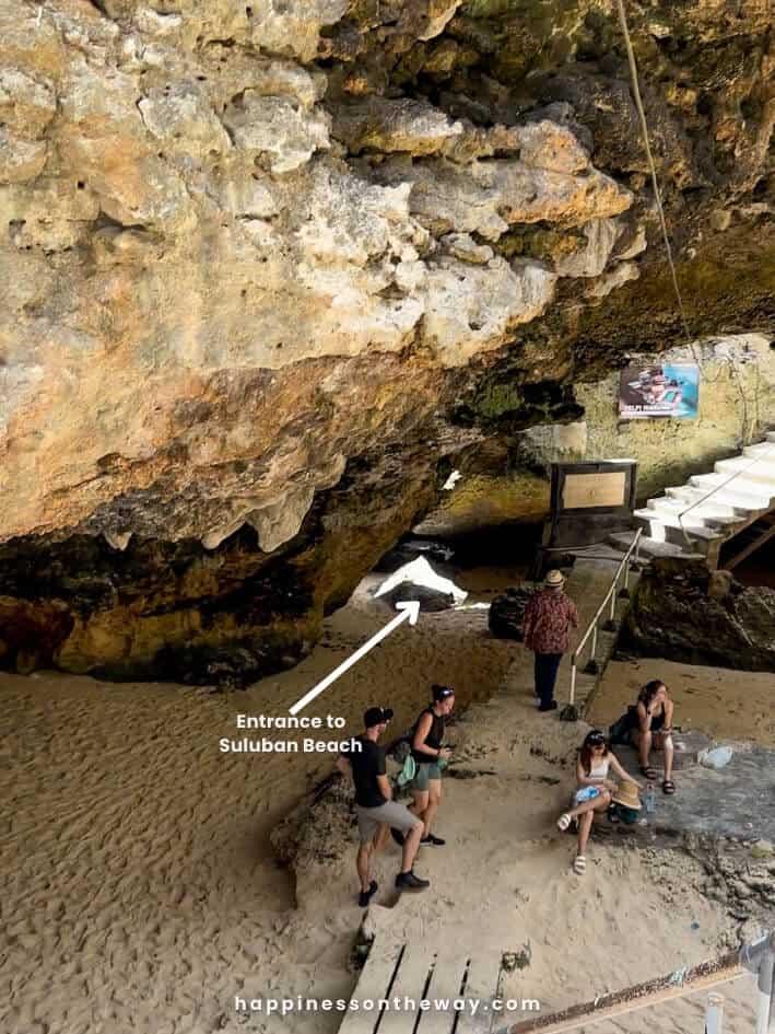 Entrance Cave to Suluban Beach in Uluwatu Bali