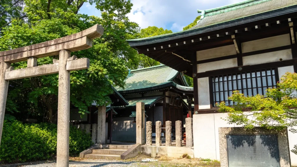 Traditional countryside shrine and home highlighting Volunteer Opportunities in Japan.