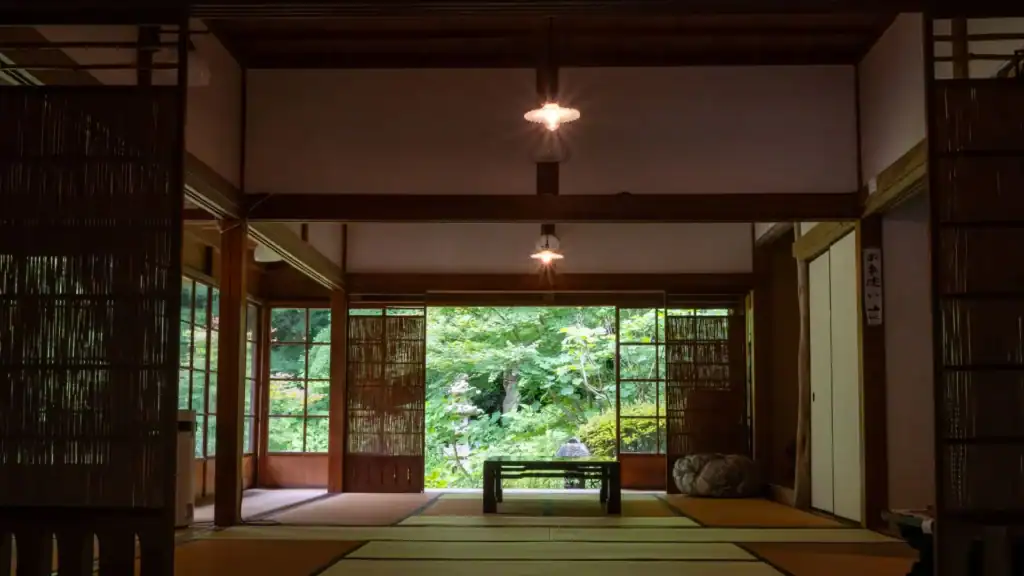 Tatami room interior highlighting Volunteer Opportunities in Japan.